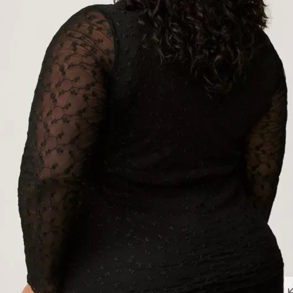 Torrid black mesh tie front shirt size 3X